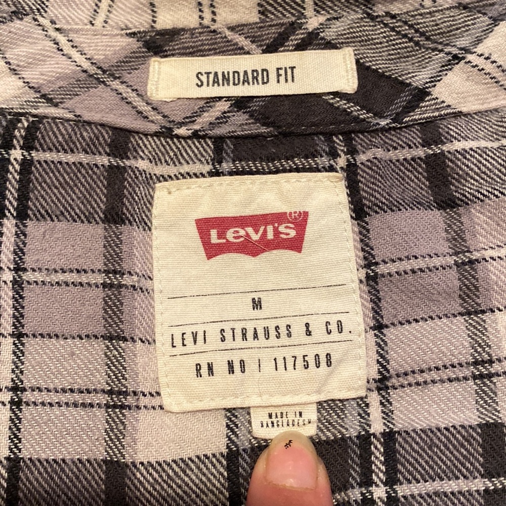 Mens Medium Flannel button down - Picture 3 of 4